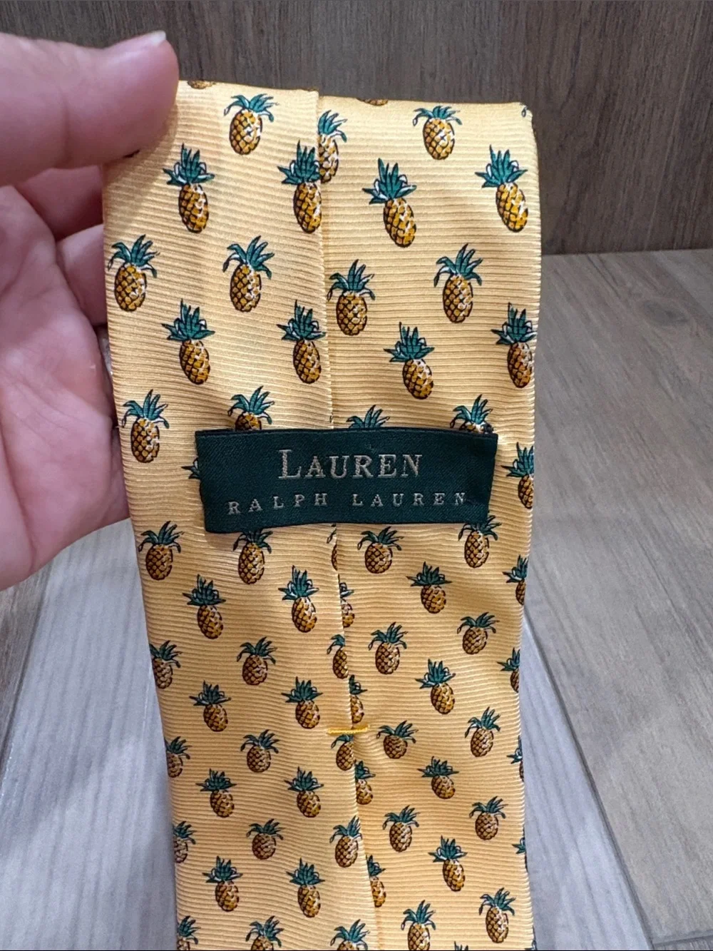 Lauren Ralph Lauren 100% Silk Men's Yellow Pineapple Print Tie USA Vintage